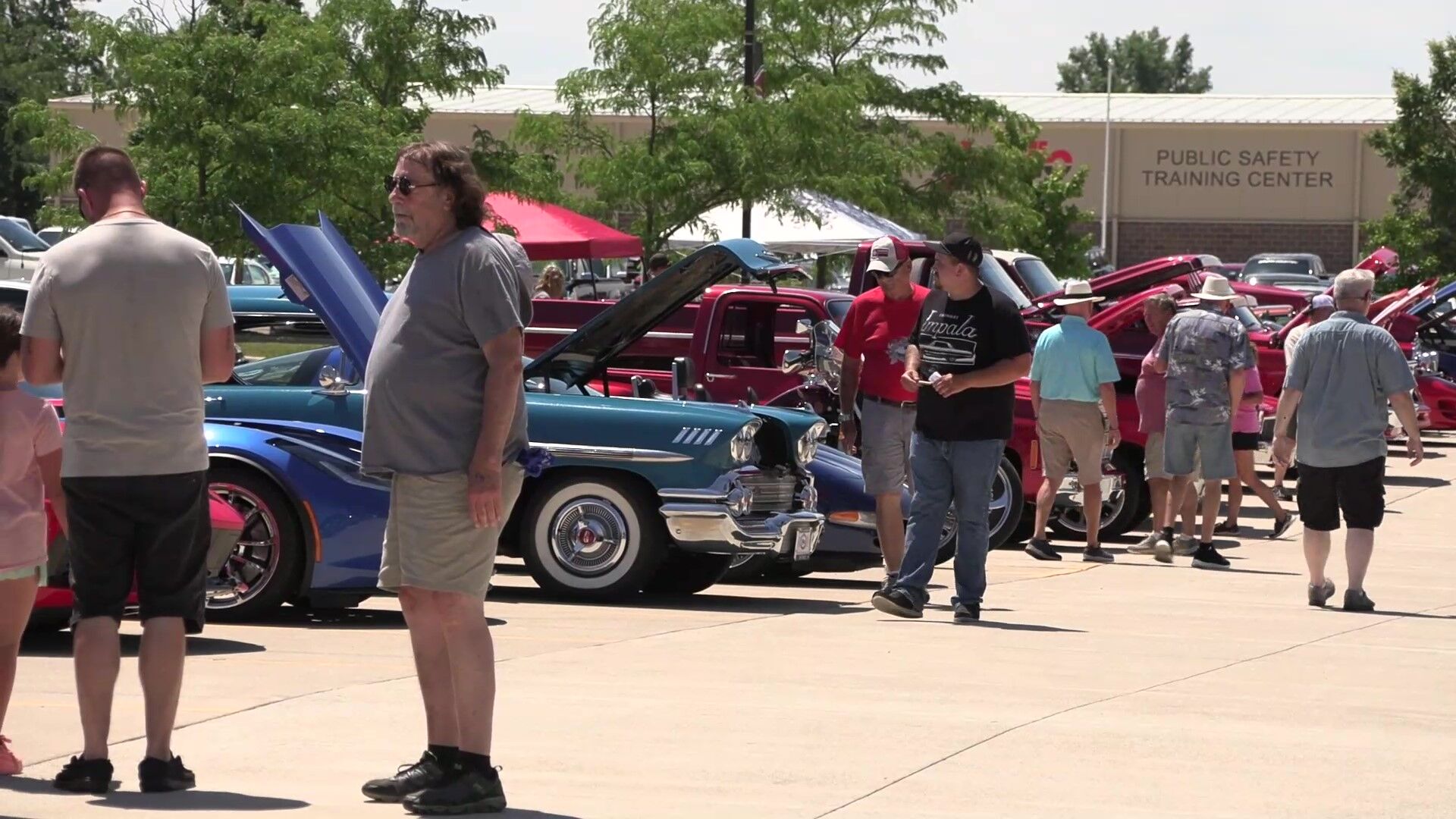 Classic Cars, Big Hearts: Charity Car Show draws crowds at Apollo Career Center